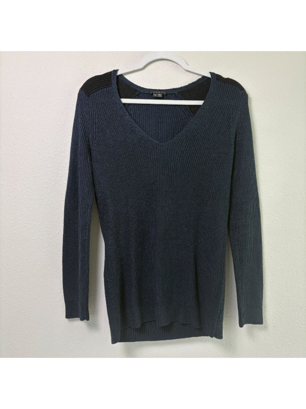 Theory Dalora B Chunky 100% Silk Sweater Size S Navy Blue Ribbed V Neck Pullover